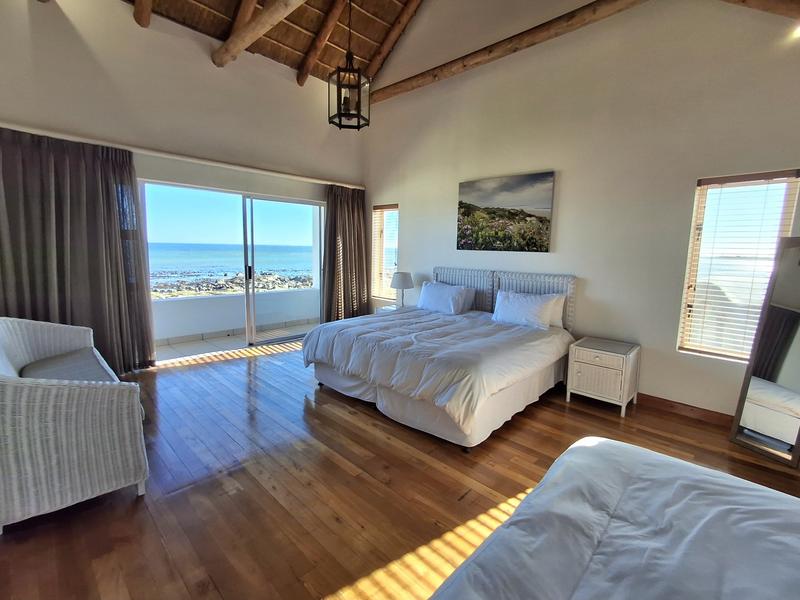 6 Bedroom Property for Sale in Duyker Eiland Western Cape